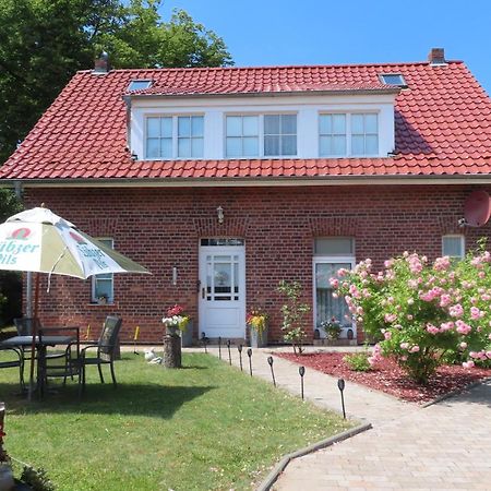 Ferienwohnung An Der Muehle Ueckermünde Exterior foto